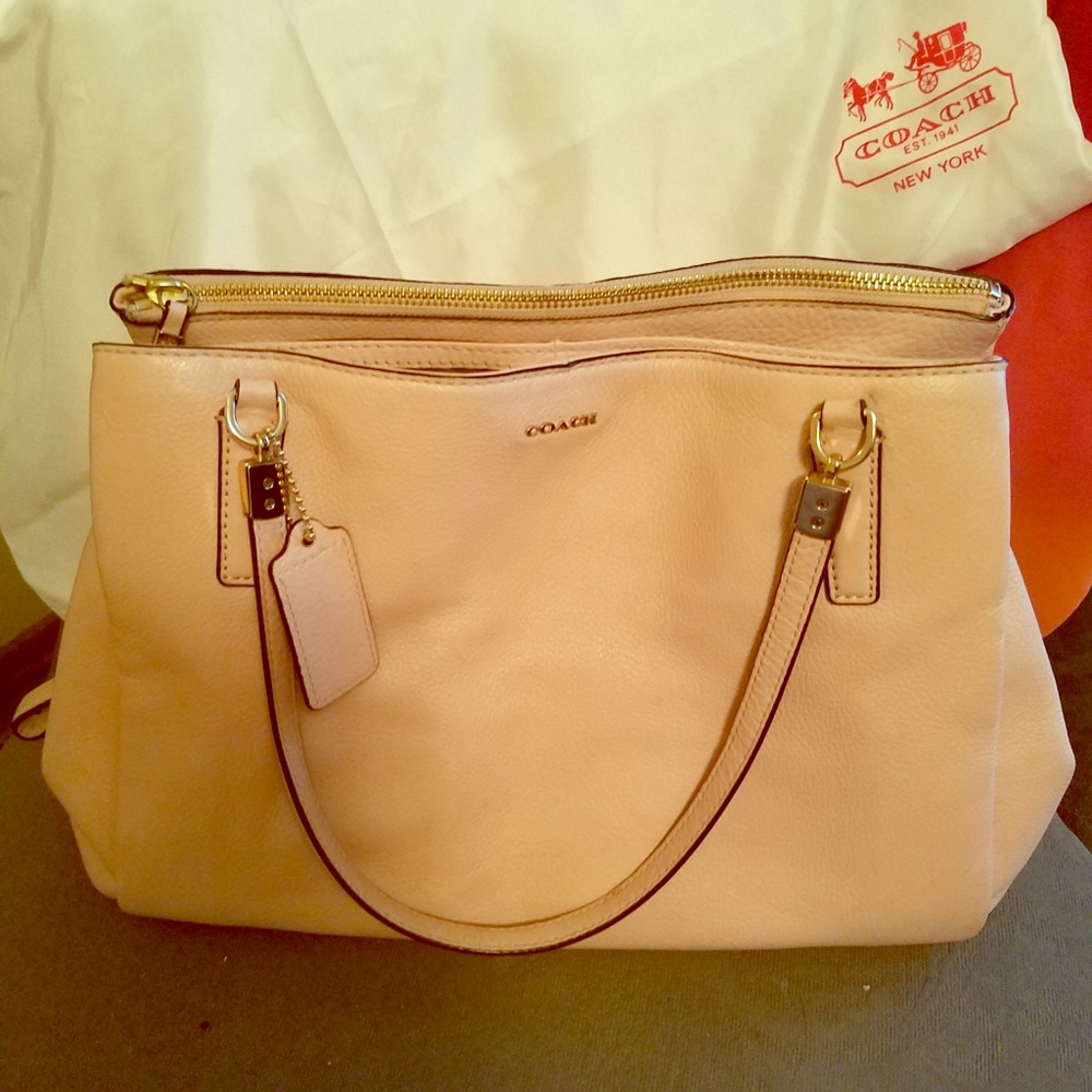 Coach handbag 👜